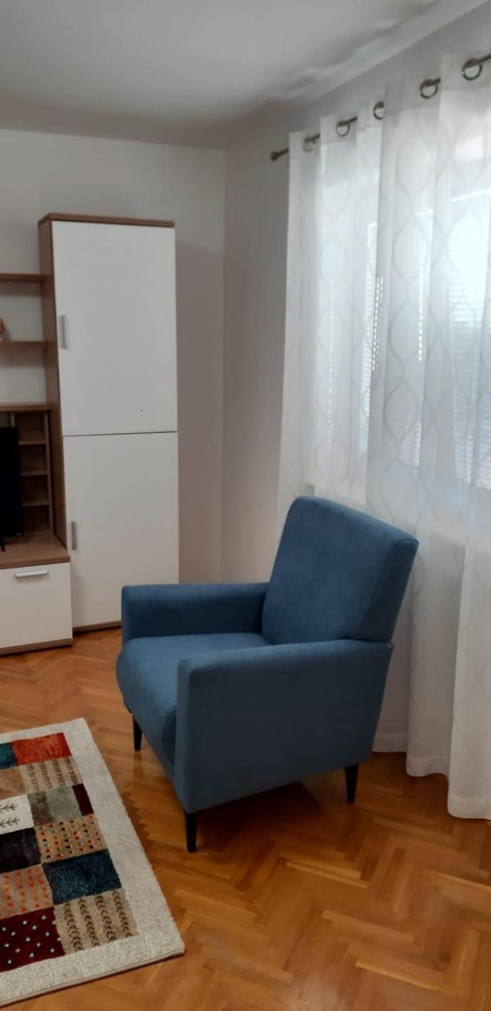 Apartment Roby Сень Екстер'єр фото