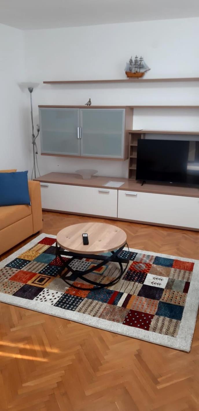 Apartment Roby Сень Екстер'єр фото